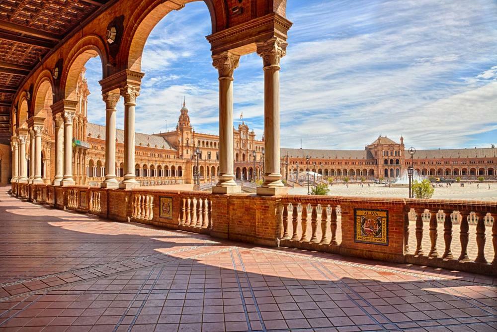 Las Cruzadas Melia-Plaza De Espana Sevilla Bagian luar foto