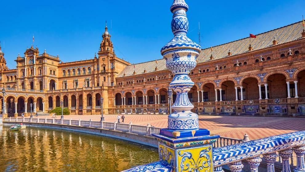 Las Cruzadas Melia-Plaza De Espana Sevilla Bagian luar foto